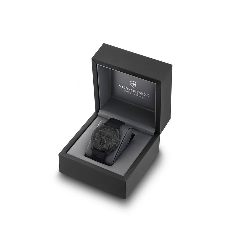 Relógio preto da Victorinox Swiss Army em estojo preto com interior cinza, exibido aberto.