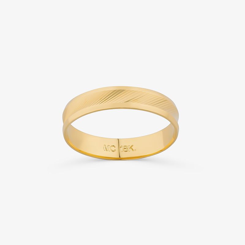 Aliança Chanfrada Texturizada em Ouro Amarelo 18K – 4 mm