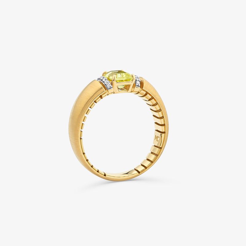 Anel Maxi Irradiar em Ouro Amarelo 18k com Quartzo Green Gold e 5 Pontos de Diamantes