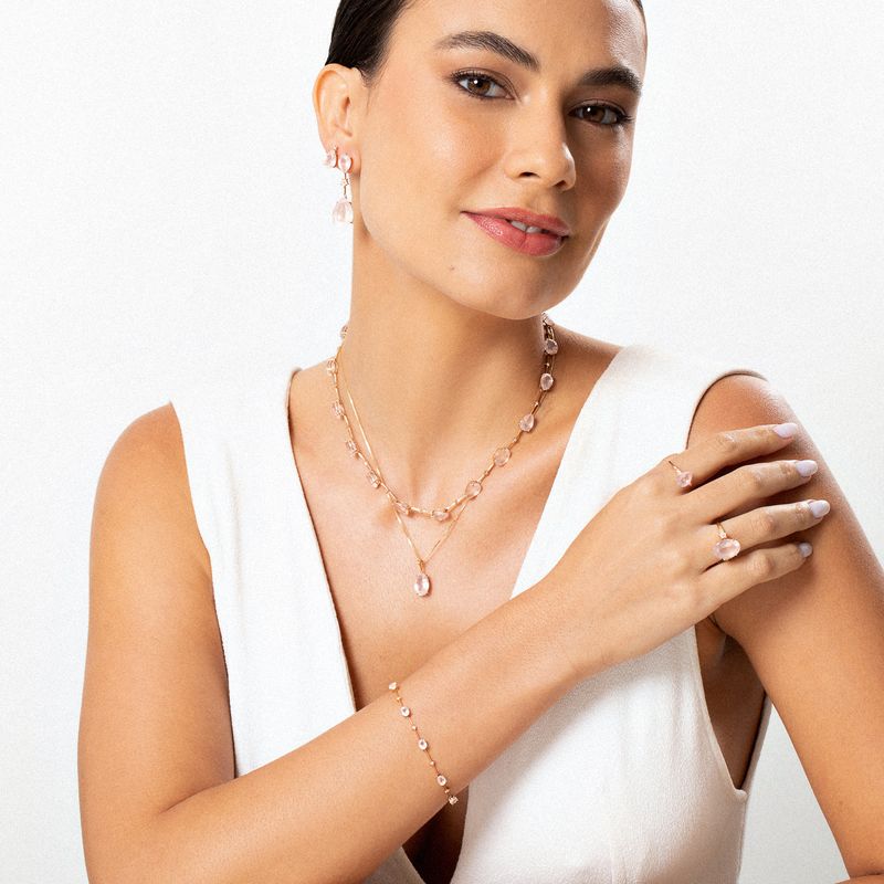 Pulseira Oval Articulada Sentidos em Ouro Rosé 18k com Quartzo Rosa e Diamantes - 18 cm