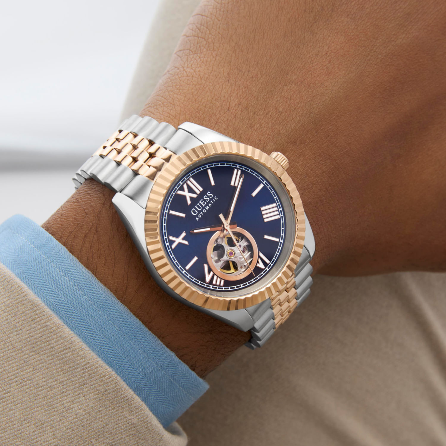 Relógio Guess Masculino Automático em Aço Bicolor GW0984G5 | MONTE