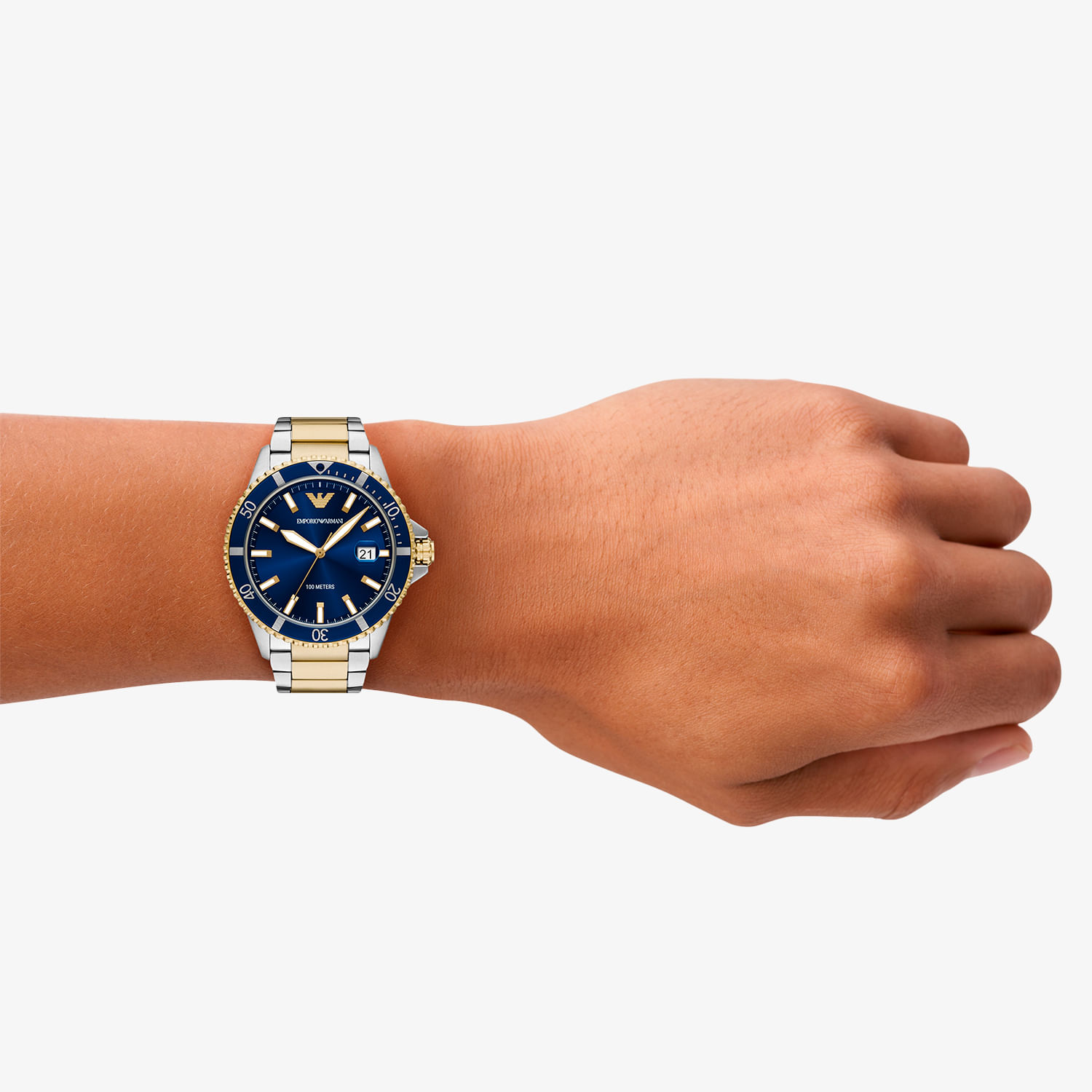Relógio Empório Armani World Explorer Masculino em Aço Bicolor